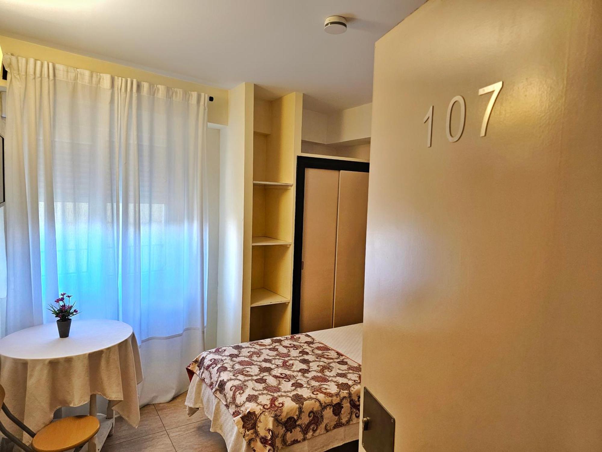 Hostal Mainz Piedralaves Exteriér fotografie